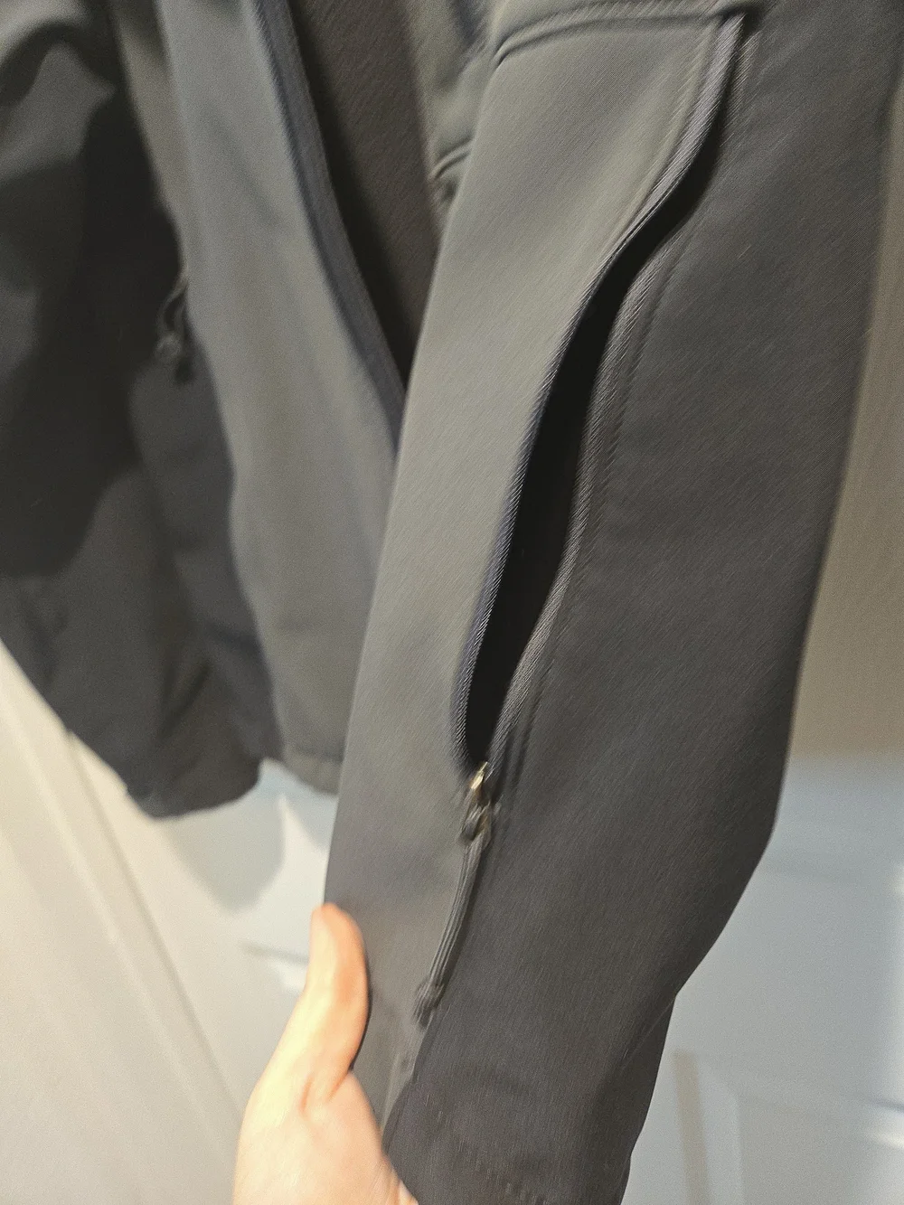 The North Face Men's Two-Tone Gray & Black Softshell Jacket